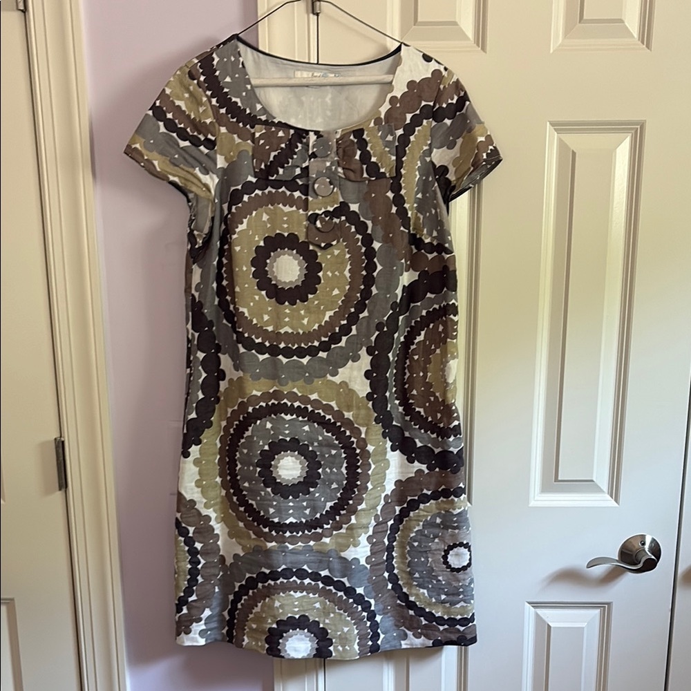 Boden Brown and White Sheath Dress Short Sleeve Crew Neck